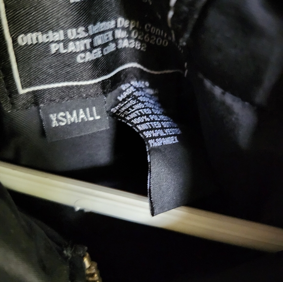 Bomber - Picture 2 of 2